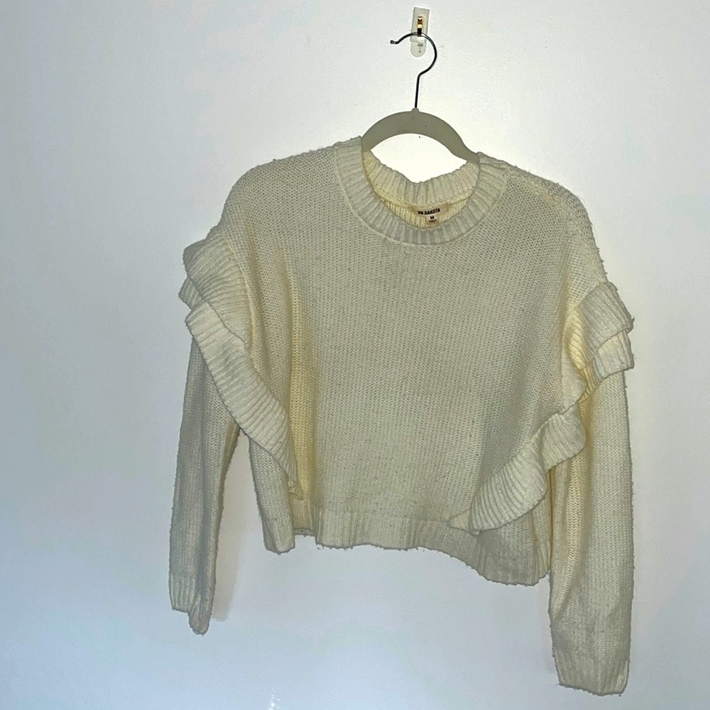 Bb Dakota White Sweater Top Size Medium